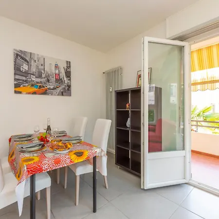 City Apartment - Happy Rentals Lugano Esterno foto