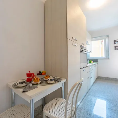 City Apartment - Happy Rentals Lugano Esterno foto