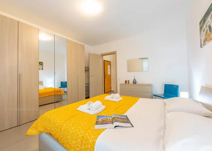 City Apartment - Happy Rentals