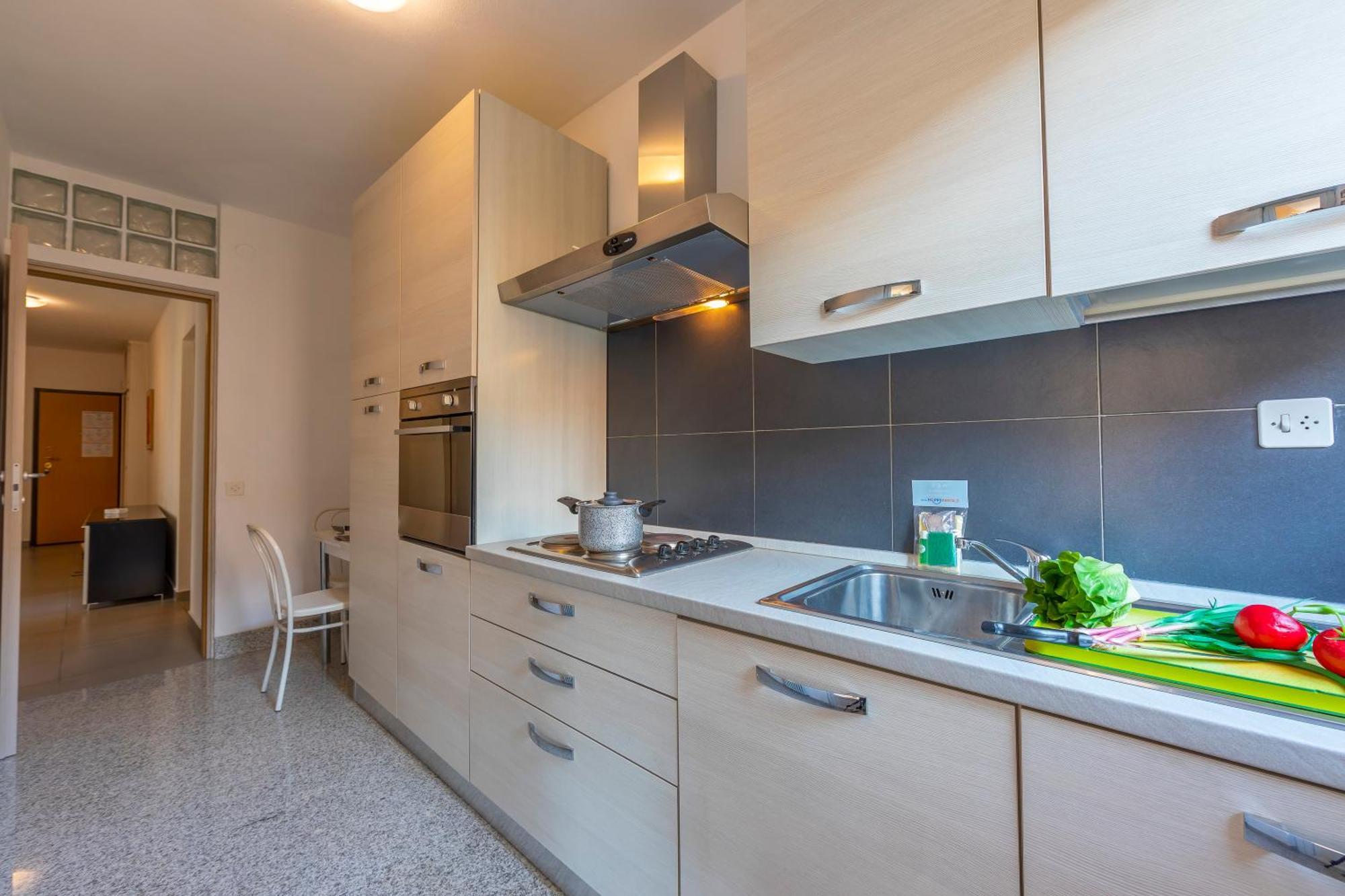 - Happy Apartment Lugano
