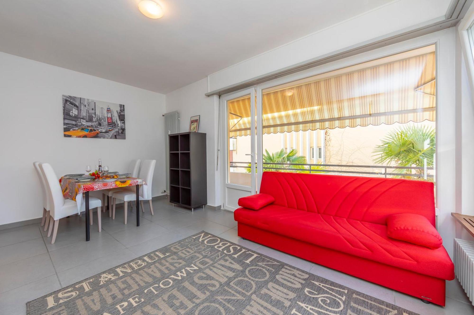 - Happy Apartment Lugano