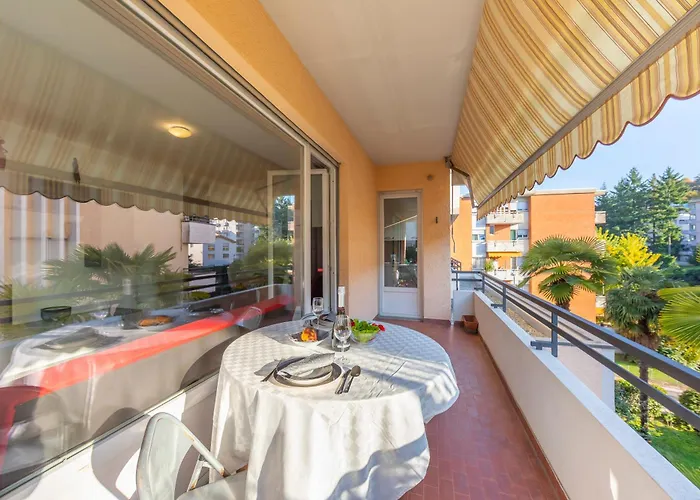 City Apartment - Happy Rentals